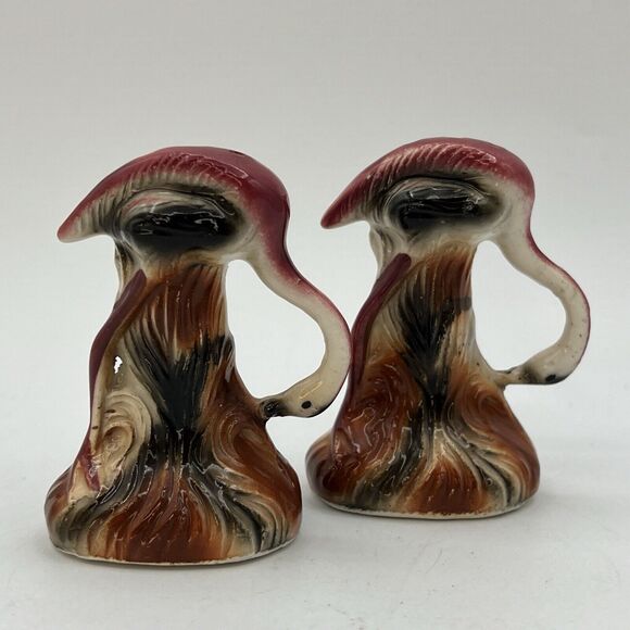 Vintage Pink Flamingos Salt & Pepper Shakers Standing MCM Ceramic 1950s - Picture 1 of 6